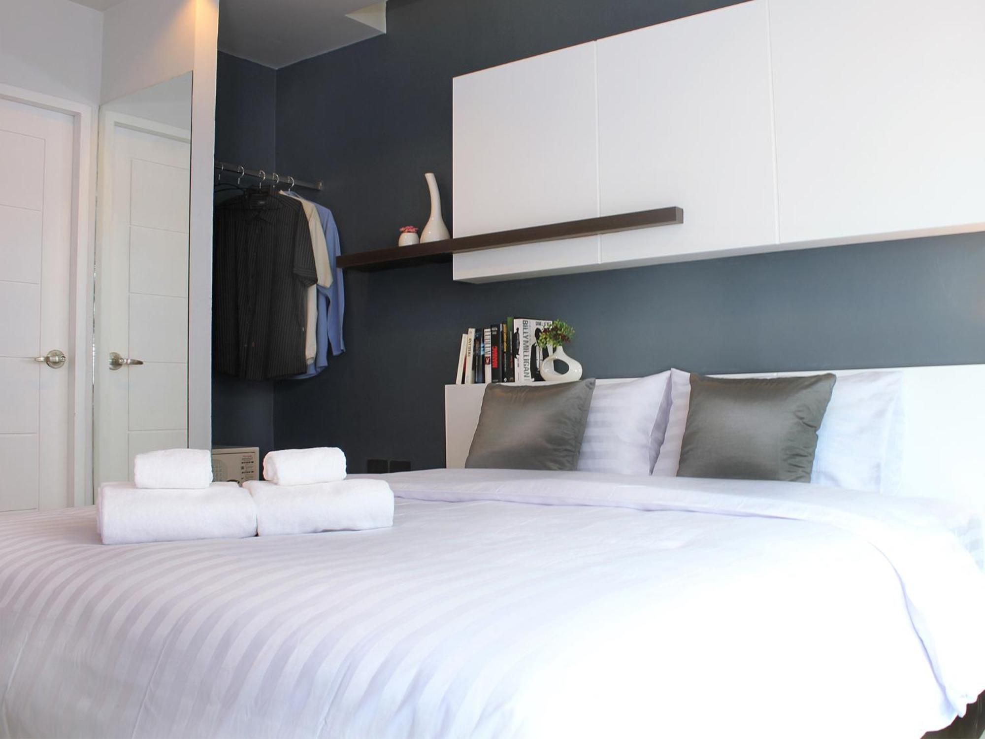 The Artist House Hotell Patong Exteriör bild