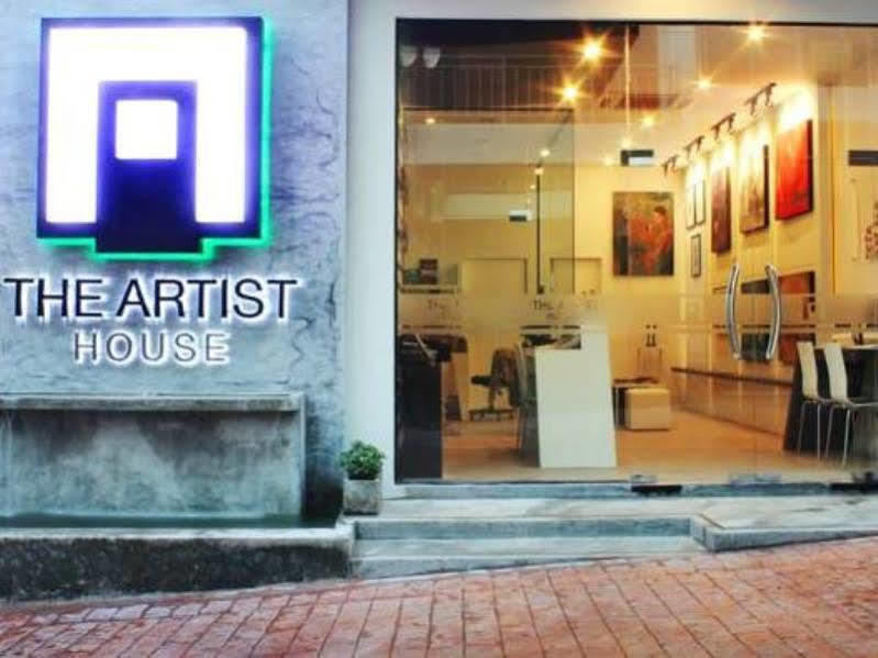 The Artist House Hotell Patong Exteriör bild